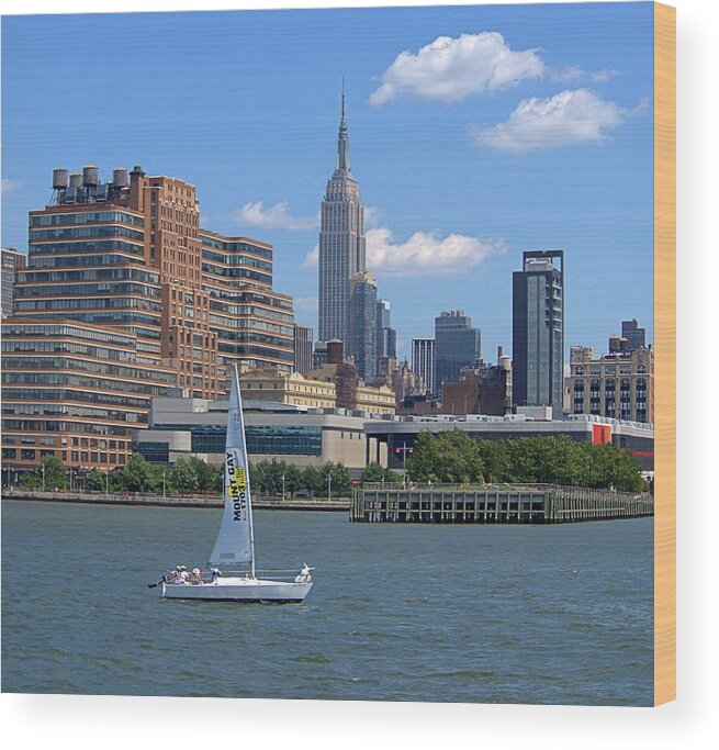 Empire State Building Wood Print featuring the photograph Empire State I I I by Newwwman