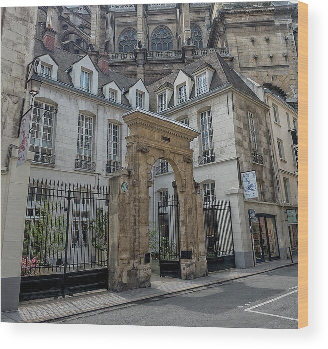 Facade Wood Print featuring the photograph Facade on Rue des Rosiers by Gary Karlsen