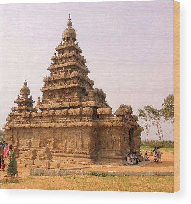 Hinduism Wood Print featuring the photograph Shore Temple by Balaji Chennai