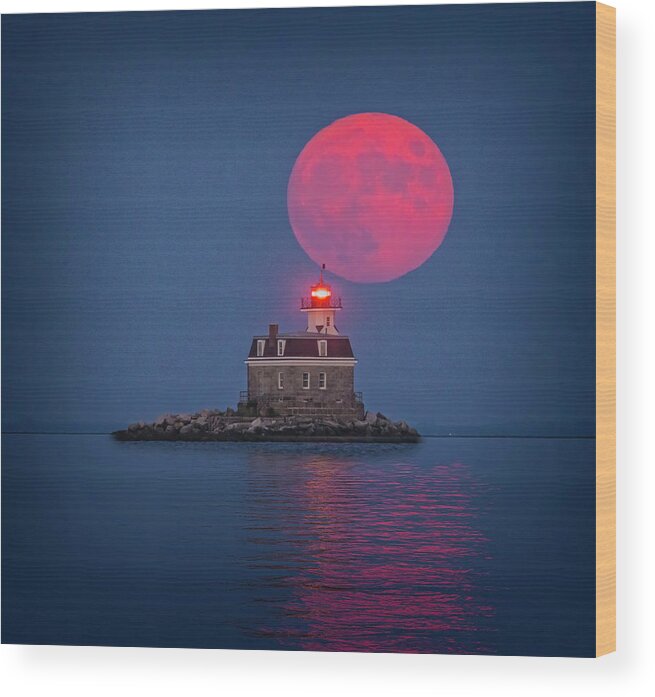 Penfield Reef Lighhouse Wood Print featuring the photograph Buck Full Moon CT by Susan Candelario