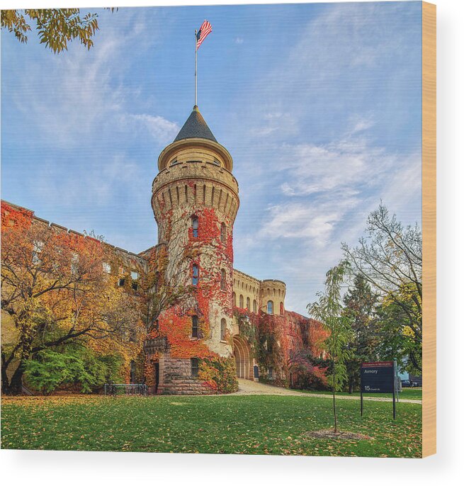 Minneapolis Wood Print featuring the photograph The University of Minnesota Armory Building by Joseph S Giacalone