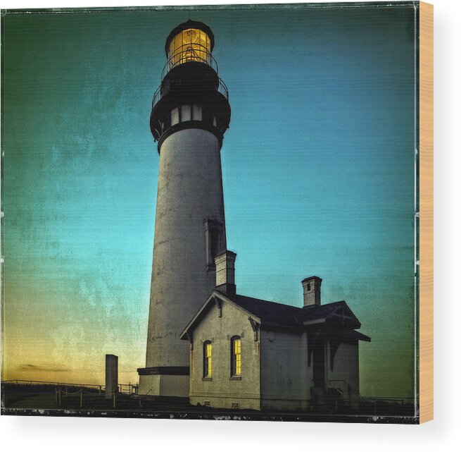 Yaquina Head Lighthouse Wood Print featuring the photograph Yaquina Head Lighthouse At Sunset by Thom Zehrfeld