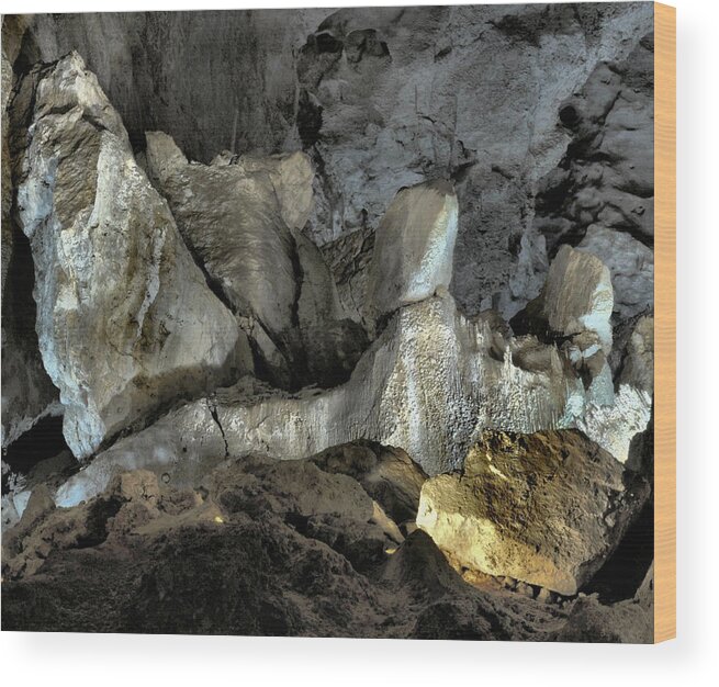 Carlsbad Caverns Wood Print featuring the photograph Carlsbad Caverns Detail 4 by Stephen Vecchiotti