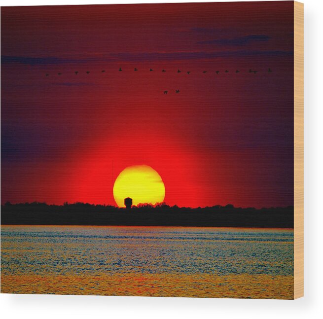 Beach Bum Pics Wood Print featuring the photograph Delmarva May Sunset by Billy Beck