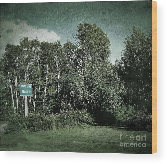 Maine Wood Print featuring the photograph State Line Maine by Onedayoneimage Photography