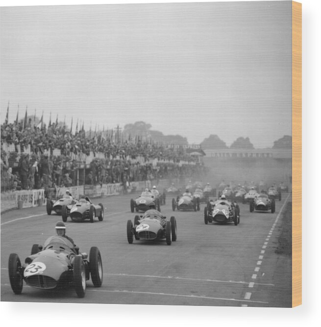 Crowd Wood Print featuring the photograph Mike Hawthorn by Express
