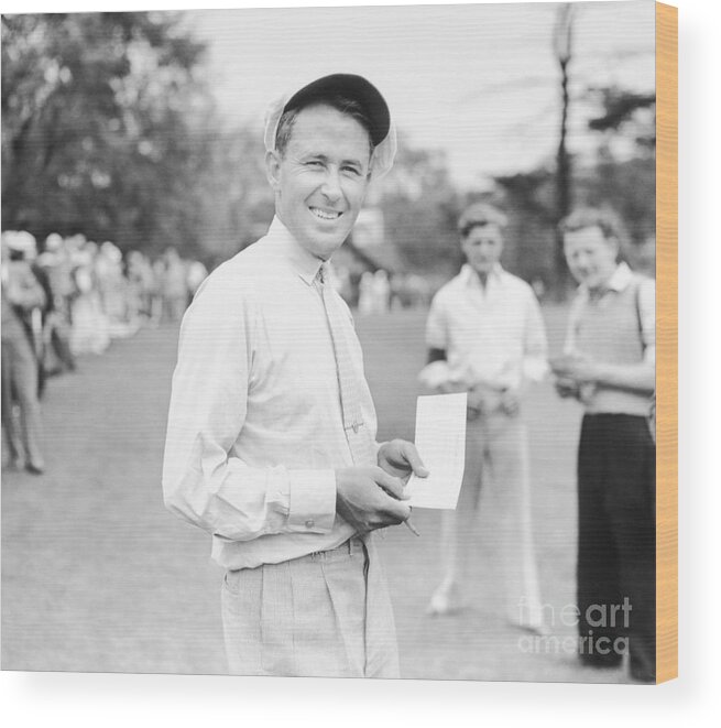 People Wood Print featuring the photograph Paul Runyon With Scoresheet On Golf by Bettmann