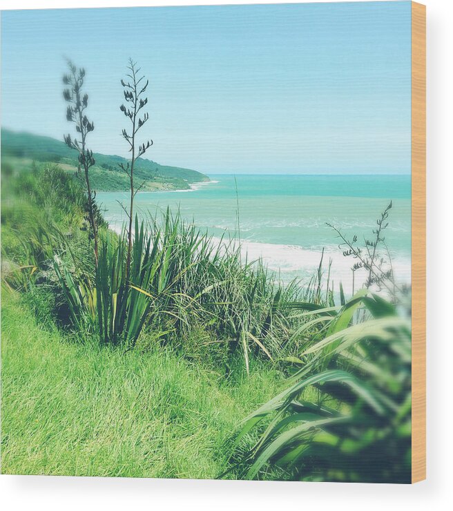 Beach Wood Print featuring the photograph Raglan #7 by Les Cunliffe