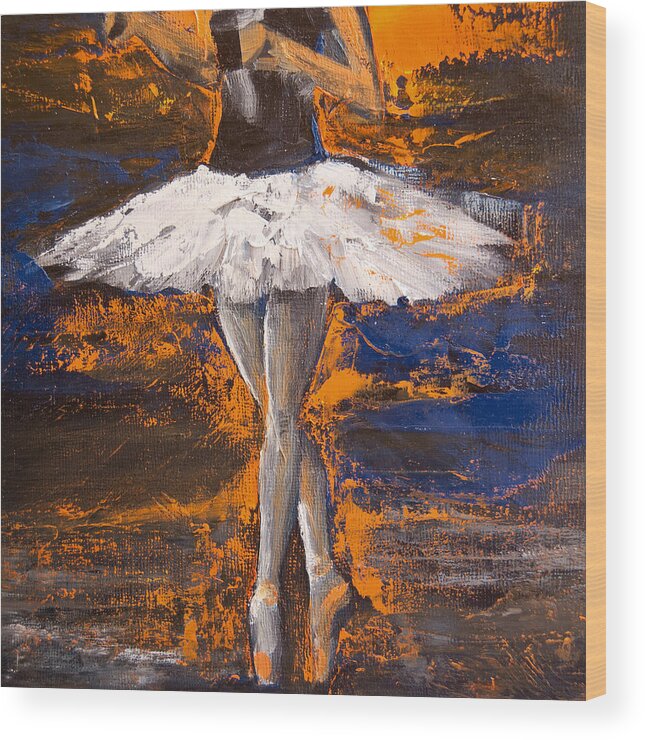 Ballerina Wood Print featuring the painting Ballerina En Pointe by Jani Freimann