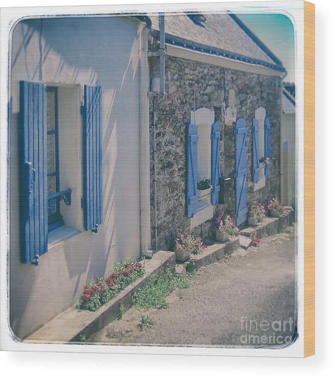 Stone Cottages Wood Print featuring the photograph Belle-ille Street by Kate McKenna