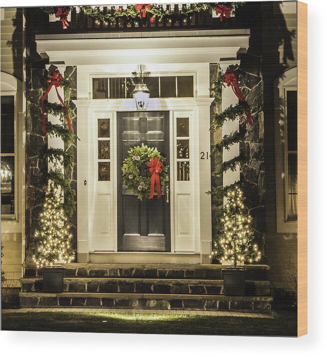 Christmas Lights Wood Print featuring the photograph Christmas door 2 by Betty Denise
