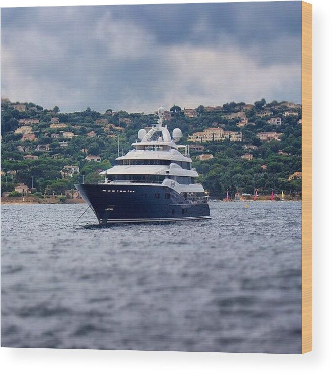  Wood Print featuring the photograph Dinghy In The Golfe Du Saint-tropez by Leon McMahon