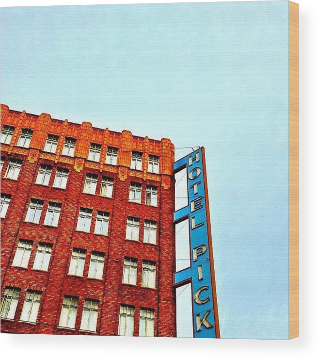 Brickoftheday Wood Print featuring the photograph Hotel Pickwick by Julie Gebhardt