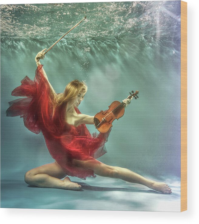 Underwater Wood Print featuring the photograph Prelude by Uniquecapture