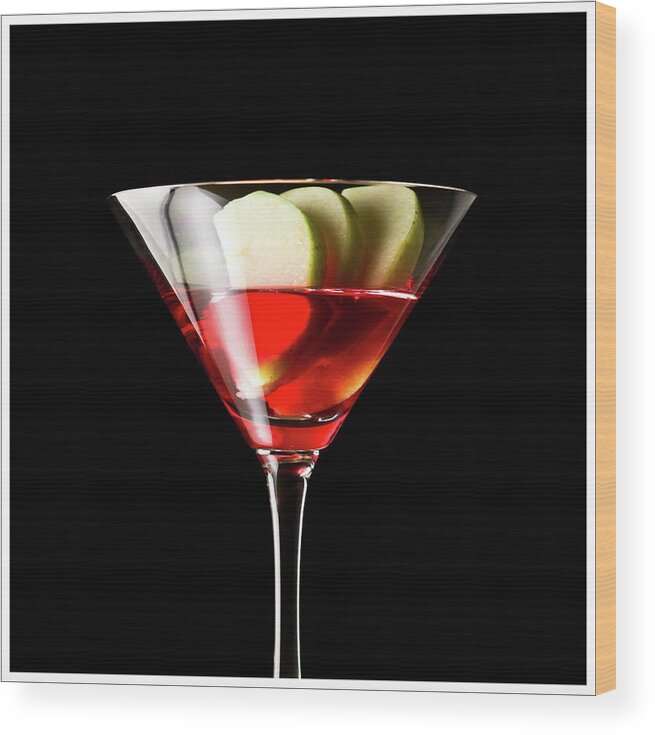 Alcohol Wood Print featuring the photograph Red II by Luiz Laercio