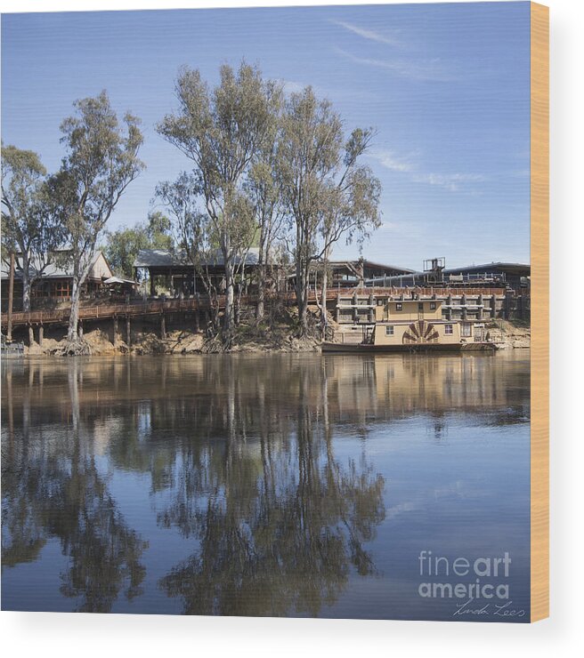 Echuca Wood Print featuring the photograph Rolling on the River by Linda Lees