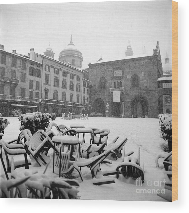 Bergamo Wood Print featuring the photograph Snow in Citta Alta by Riccardo Mottola