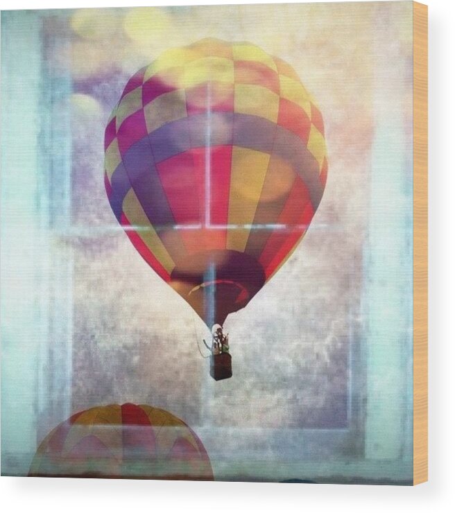 Hot Air Balloons Wood Print featuring the photograph Hot Air Balloons #1 by Edward Sobuta