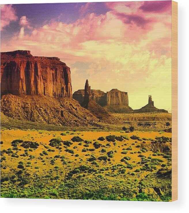 Igutah Wood Print featuring the photograph Monument Valley #15 by Luisa Azzolini