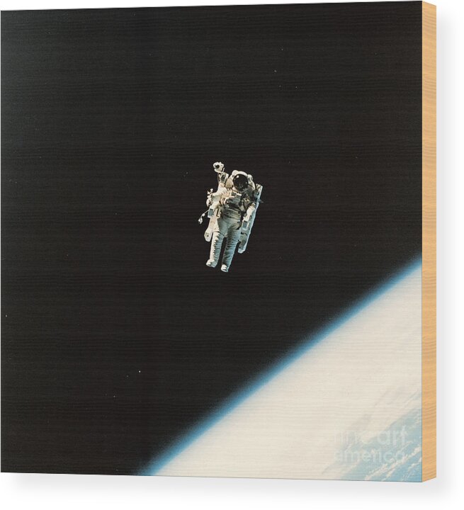 Nasa Wood Print featuring the photograph Spacewalk #2 by Science Source/NASA