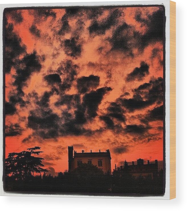 Sommella Wood Print featuring the photograph #naples In #red by Gianluca Sommella