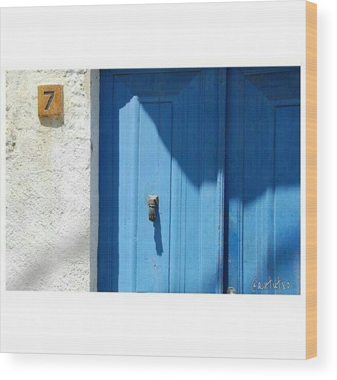 Summer Wood Print featuring the photograph Puerta Azul by Antutxo Ariza