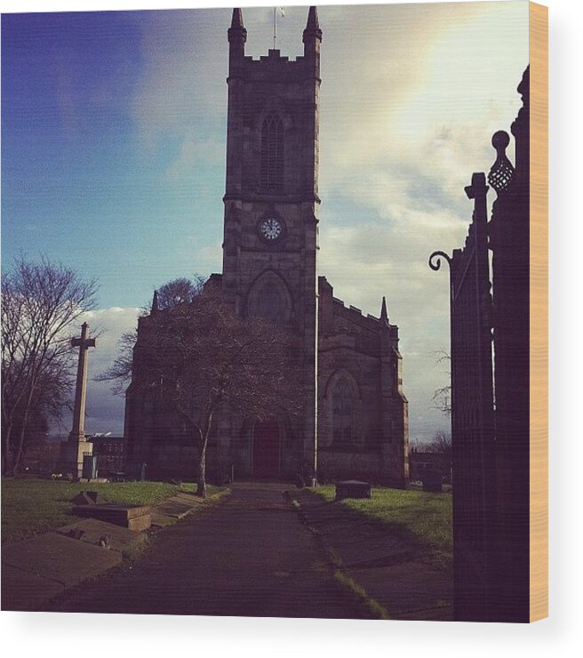  Wood Print featuring the photograph St Tomas Church, Salford by Jon Roy