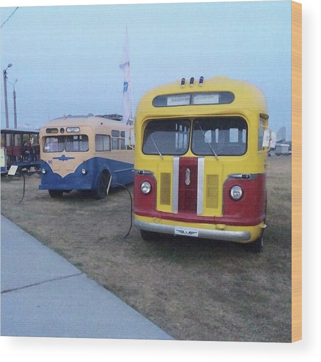 Color Wood Print featuring the photograph Retro bus by Oksana Nepyipyvo