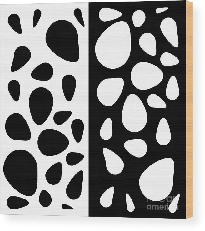 Black And White Wood Print featuring the digital art Black and White Teardrops Mirror Design by Barefoot Bodeez Art