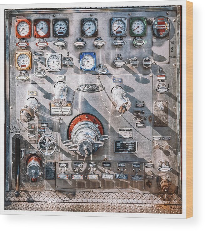 Fire Truck Wood Print featuring the photograph Milwaukee Fire Department Engine 27 by Scott Norris