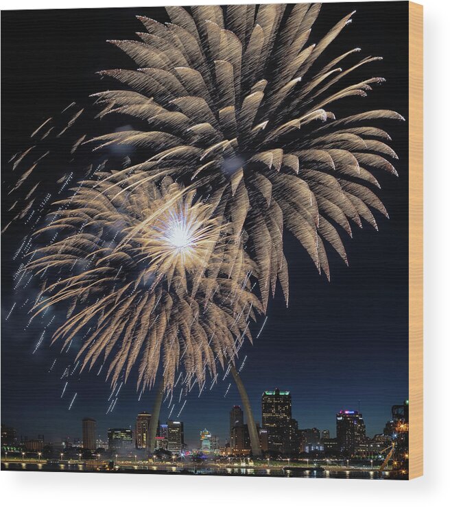 Fireworks Wood Print featuring the photograph St Louis Celebration by Susan Rissi Tregoning