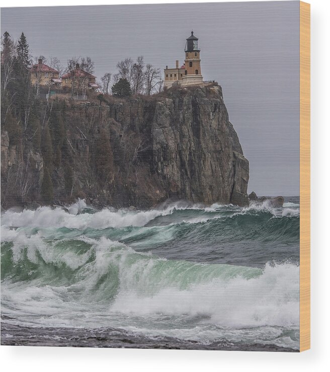 Split Rock Lighthouse Wood Print featuring the photograph Storm At Split Rock Lighthouse by Paul Freidlund