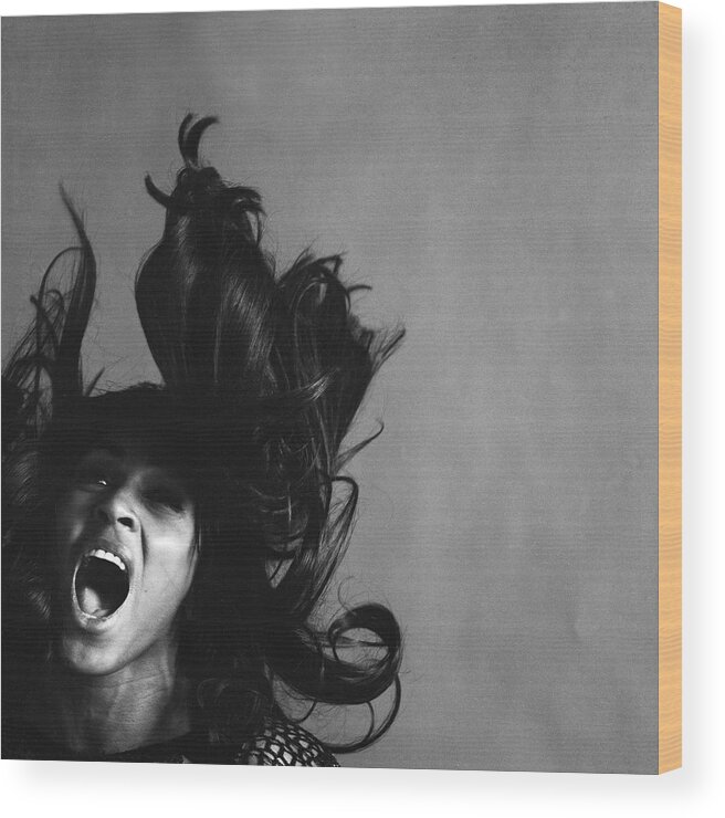 Singerpeopleafrican Ethnicitymusicphotographusa1960-1969archivalnorth Americaarts Culture And Entertainmenthuman Interestsquaresingingblack And Whitedarkone Personmini Dressportraittina Turnercrochetnew York City Wood Print featuring the photograph Portrait Of Tina Turner by Jack Robinson