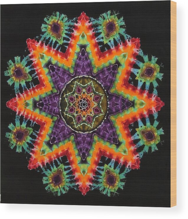 Rob Norwood Tie Dye Tapestries Wood Print featuring the digital art Dark Star by Rob Norwood