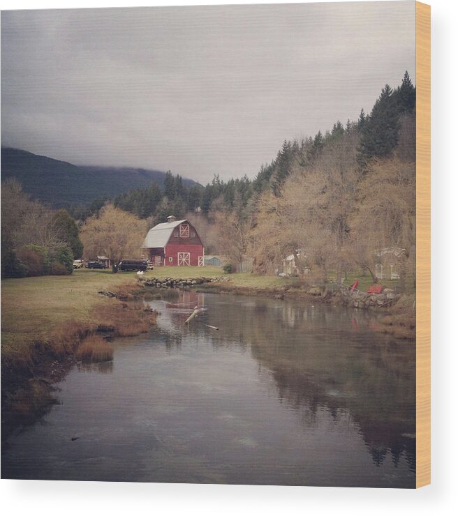 Ranch Wood Print featuring the photograph Barn And Pond by Kevinruss