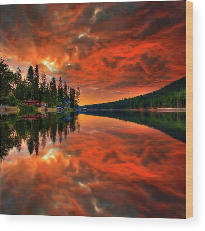 Scenics Wood Print featuring the photograph Bass Lake Sunset by Michael Lawenko Dela Paz