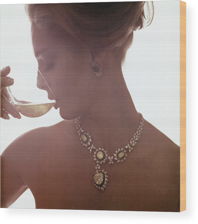 Jewelry Wood Print featuring the photograph Model In A Diamond Necklace by Bert Stern