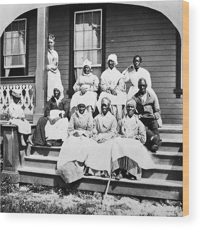 Child Wood Print featuring the photograph On The Steps Of The Florida Club by Hulton Archive