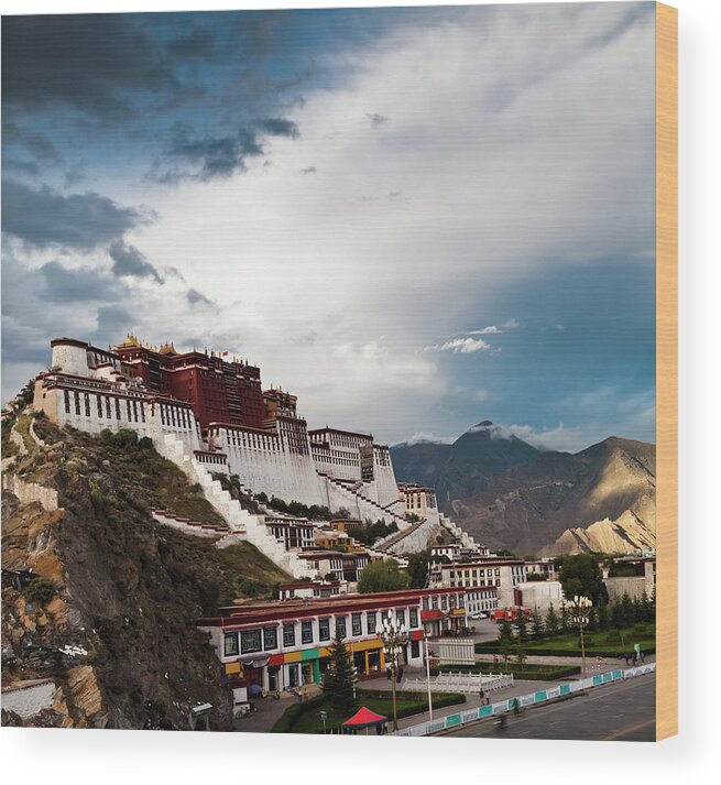 Chinese Culture Wood Print featuring the photograph Sunset Of Potala Palace In Lhasa by Loonger