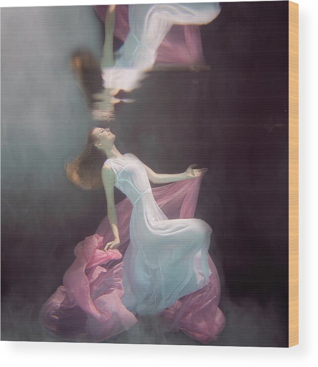 Pink Wood Print featuring the photograph Underwater Fairyland by Gabriela Slegrova