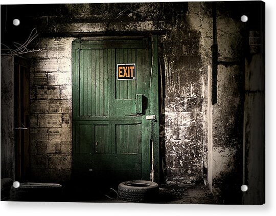 exit-door-deelusions-photography.jpg