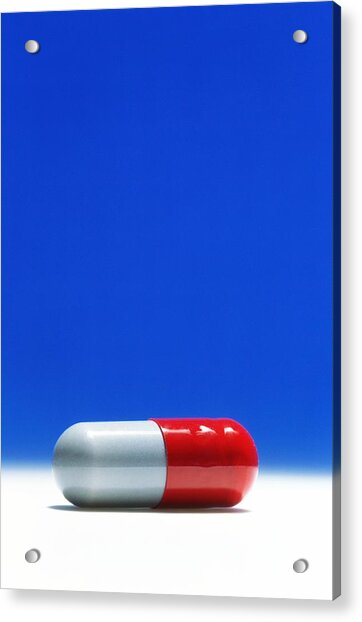 Capsule Of Broad-spectrum Antibiotic Drug Photograph by 