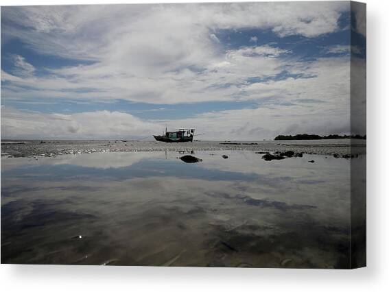 The Wider Image Brazils New Oil #3 Canvas Art Print by Ricardo Moraes