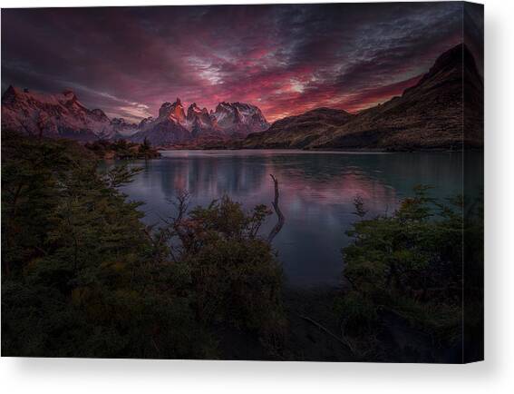 Calmness before the winds blow Canvas Art Print by Peter Svoboda