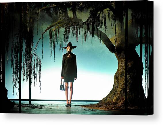 Waiting under a tree Canvas Art Print by Stefan Knauer
