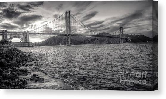Golden Gate Bridge in Black and White Canvas Art Print by Stefano Senise