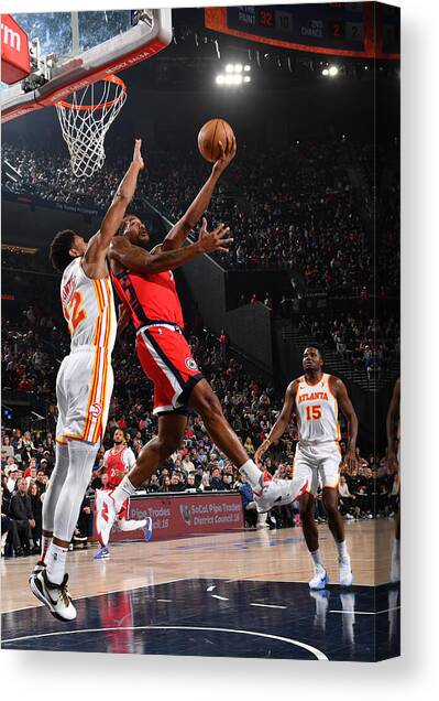 Kawhi Leonard #5 Canvas Art Print by Juan Ocampo