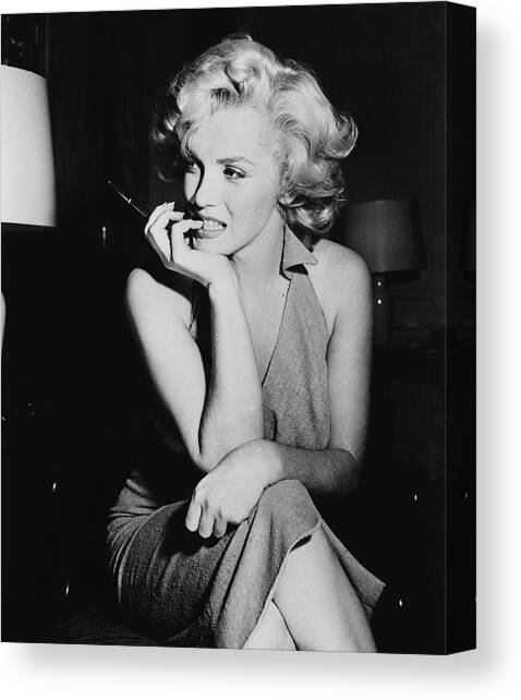 Marilyn Monroe Canvas Art Print by Keystone Features