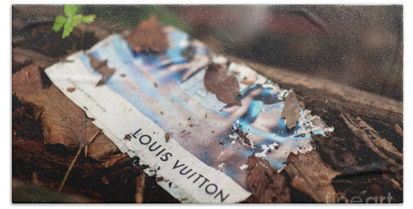Louis Vuitton, Bath