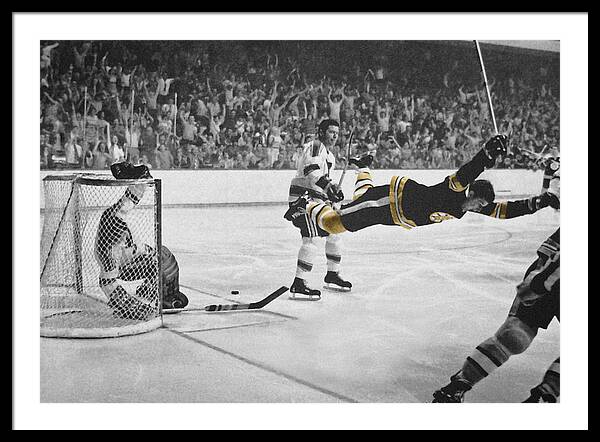 .com: SnOwky Bobby Orr The Flying Goal Art Hockey Greats Canvas Art  Poster and Wall Art Picture Print Modern Family Bedroom Decor Posters  (16x24inch-No Framed): Posters & Prints